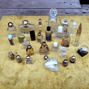 Vintage perfume bottles lot of 25 small & med